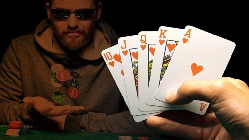 Bluff Poker Là Gì